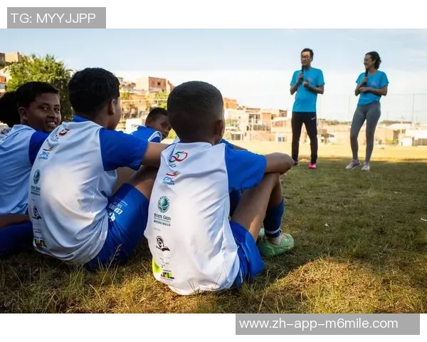 足球文化的魅力与传承探讨从绿茵场到心灵深处的共鸣